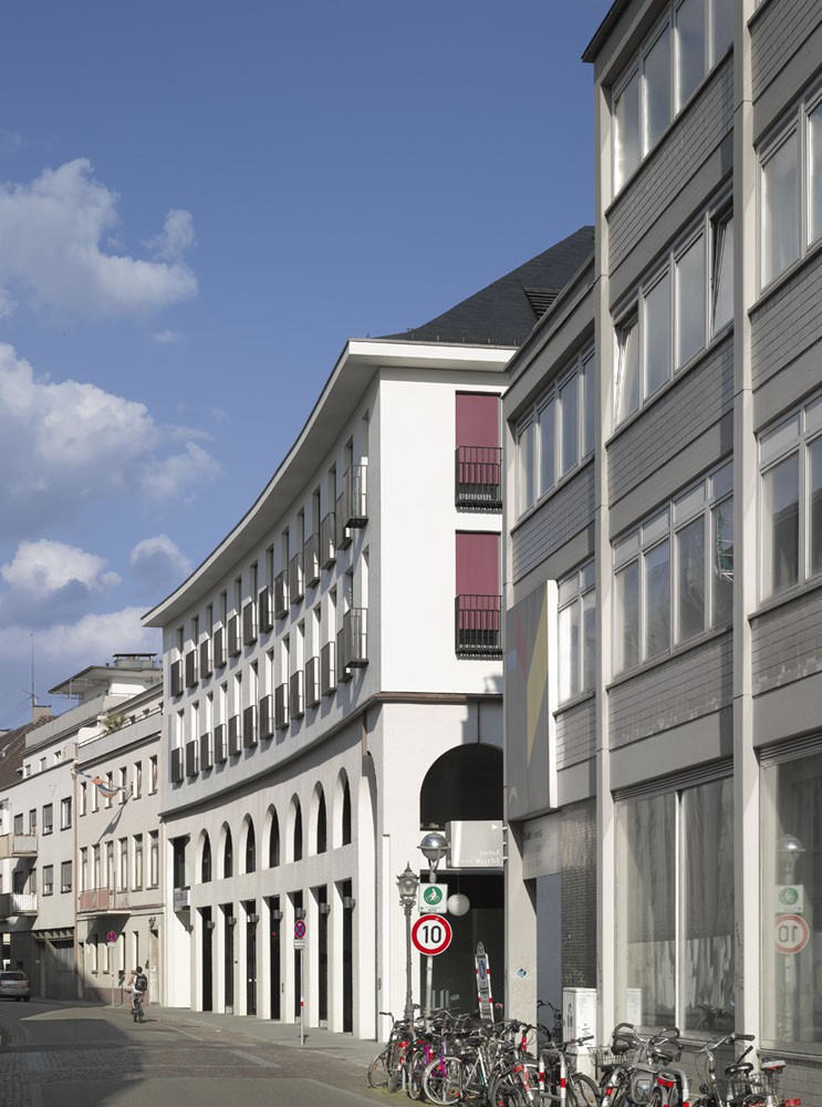 Office and Commercial Building in Karlsruhe
