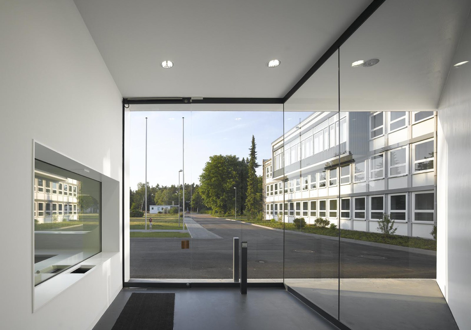Temporary Residence Federal Constitutional Court Karlsruhe