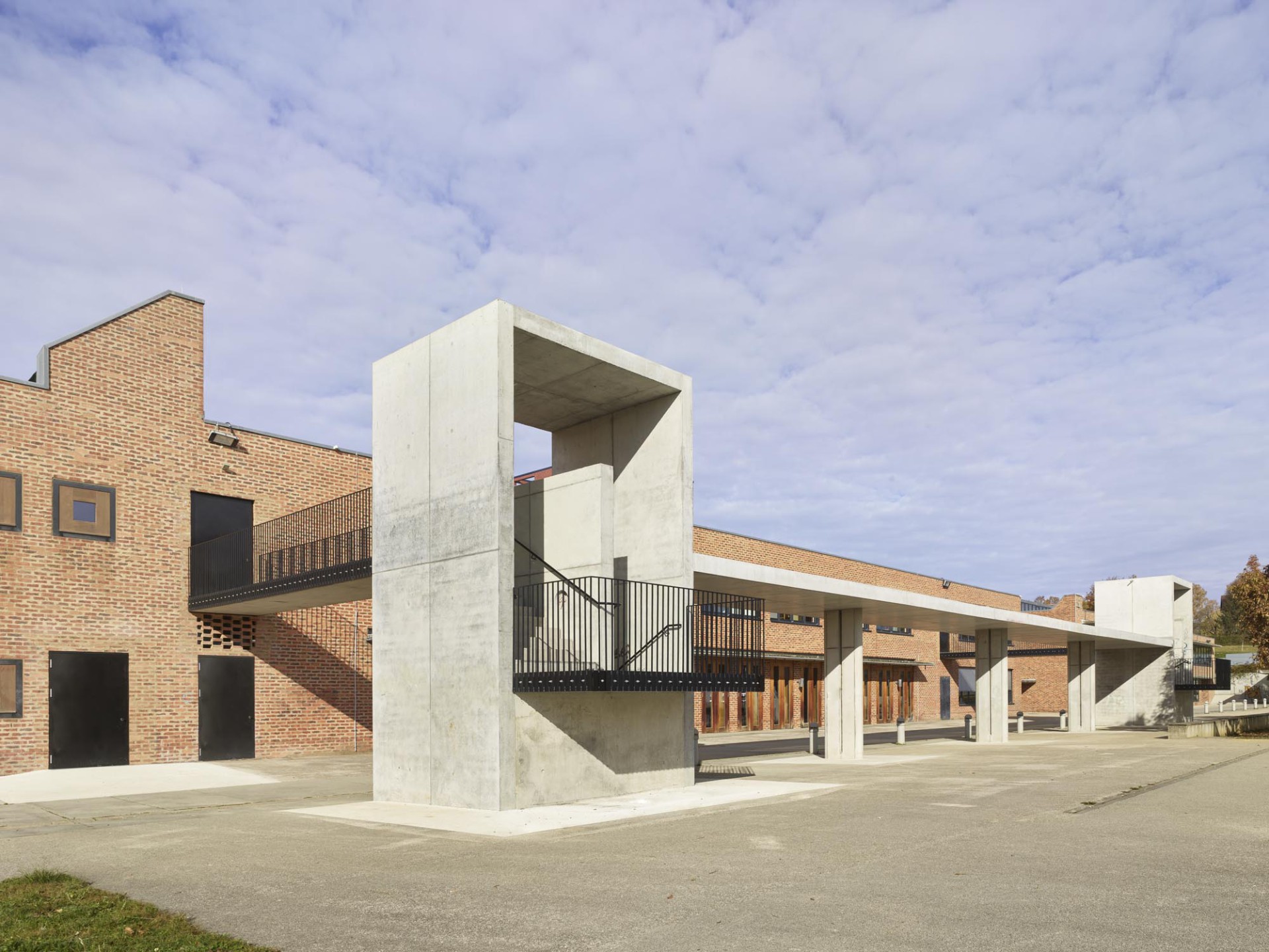 Conversion and renovation of the School in the Park, Ostfildern
