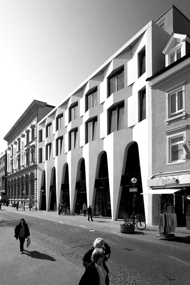 Wohn-, Büro- und Geschäftshaus Karlsruhe